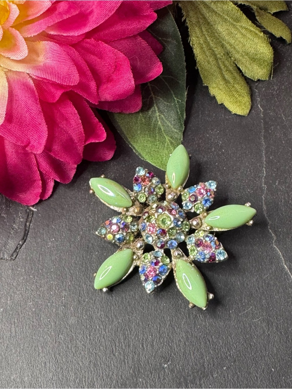 Vintage  Floral Statement Brooch - Elegant Women’s Jewelry